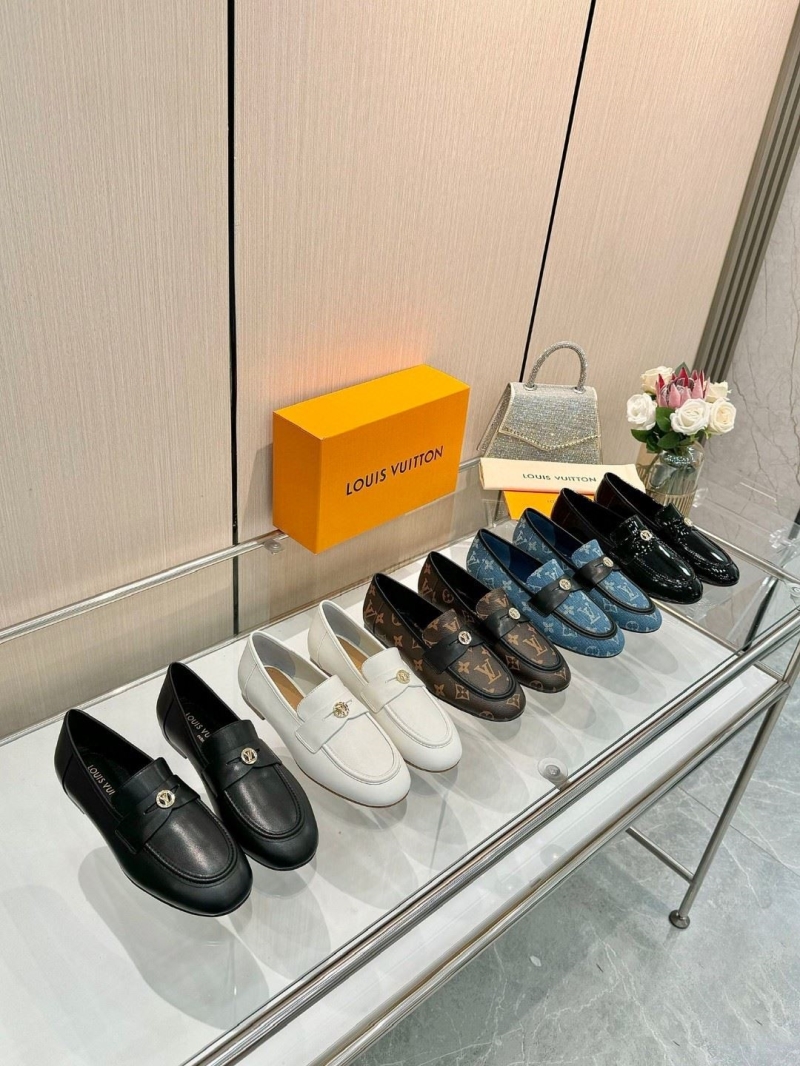 l0vis Vvtt0n loafers